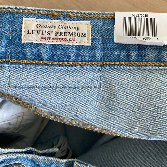 NWT Levi’s Premium 501 High Rise Shorts, Size 29 - Picture 4 of 8